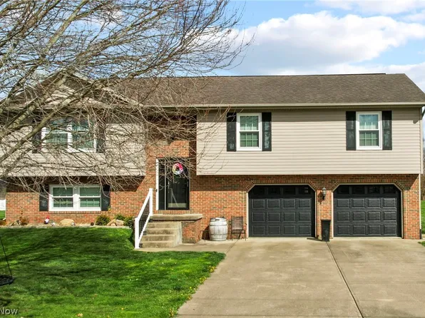 12900 Hunters Trl, Dresden, OH 43821