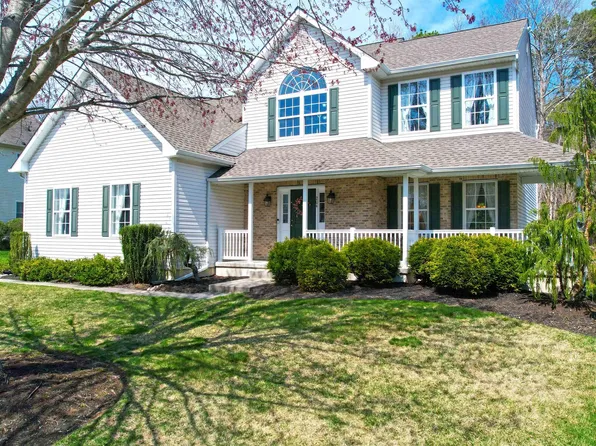 204 Gardenview Rd, Egg Harbor Township, NJ 08234