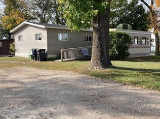 101 E 2nd St, Cyrus, MN 56323