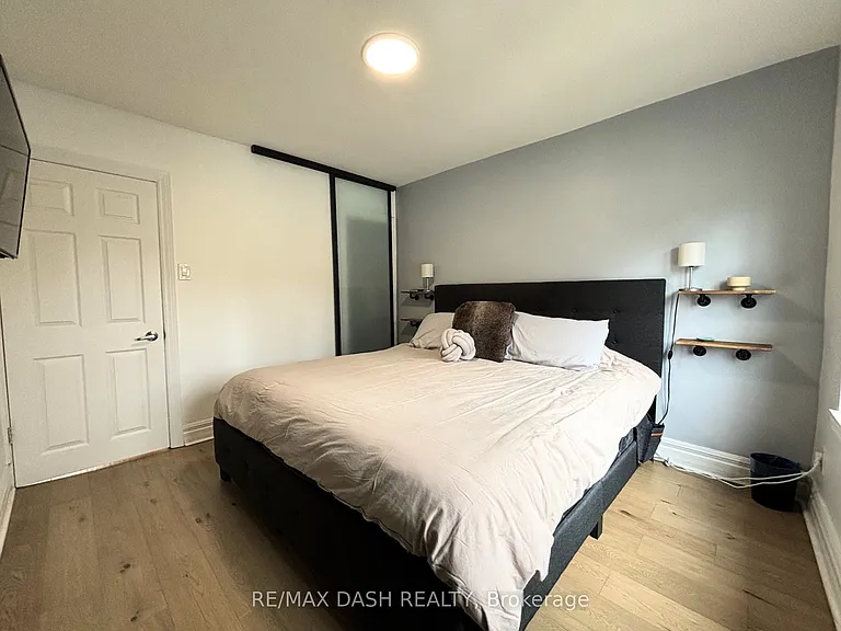 3312 Bathurst St — Photo 10