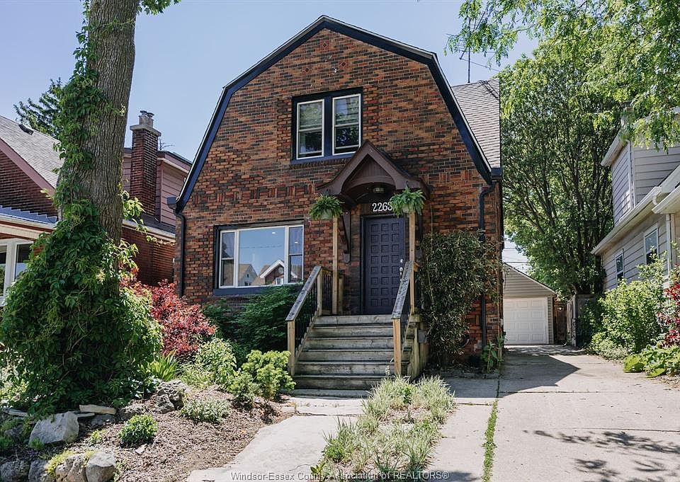 1st image of 2263 Fraser Ave