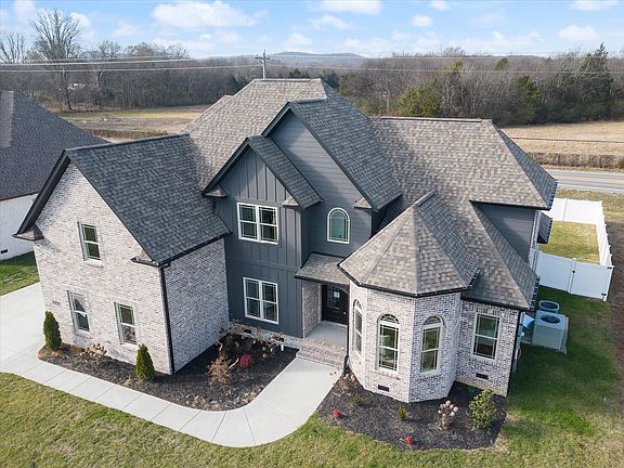 2nd image of 2704 Carousel Dr Lot 47