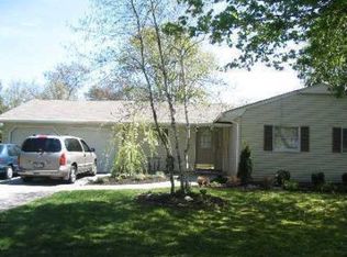 4 Lisa Ln, Port Jefferson Station, NY 11776