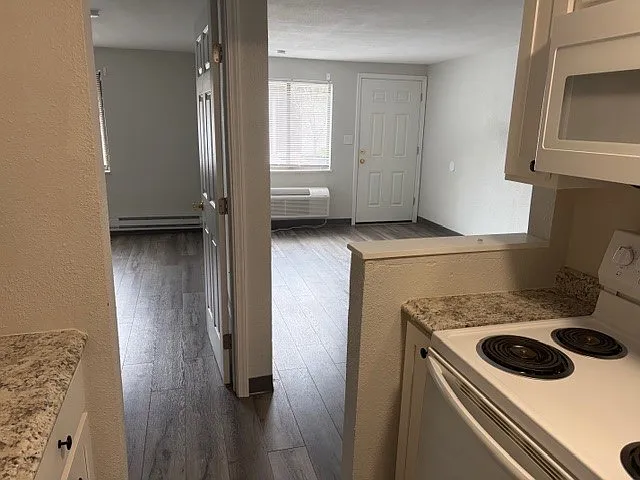 200 Milltown Rd #207 — Photo 5