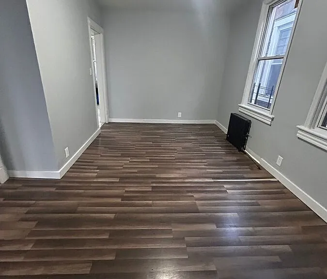 124 Oak St — Photo 5