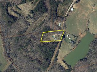 328 Boaz Pond Ln, Stuart, VA 24171