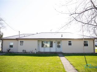 606 N Main St, Payne, OH 45880