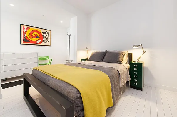 Sold by Leslie J. Garfield | media 15