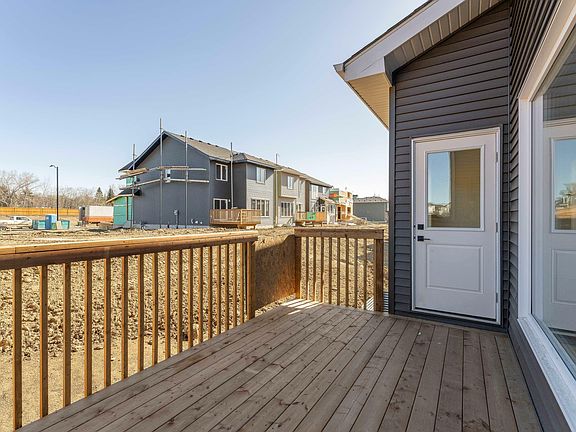 4th image of 42 Riverhill Cres