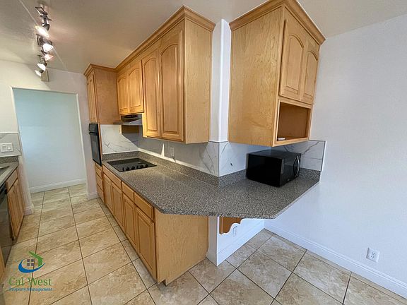 3rd image of 3174 Ross Ave
