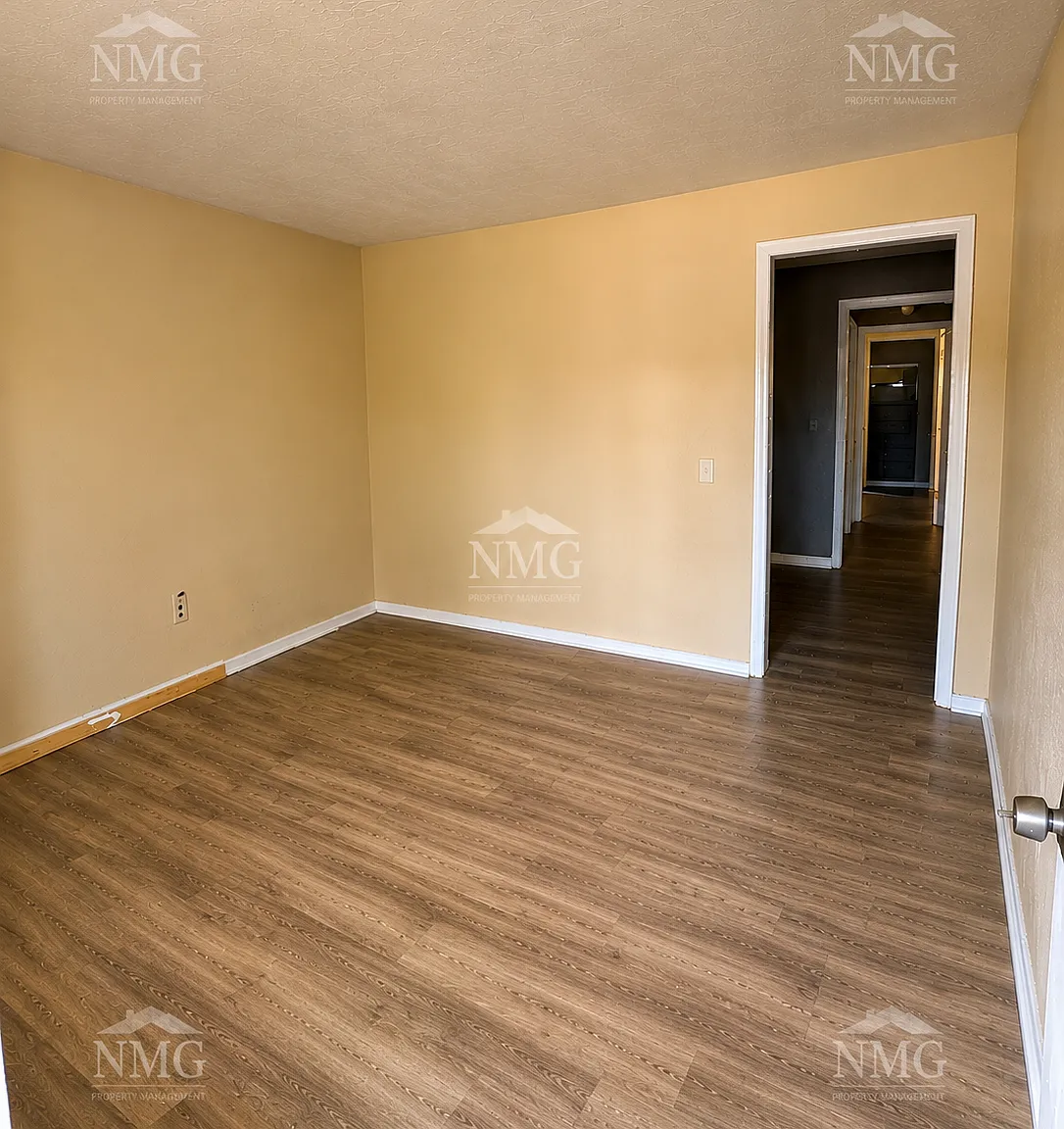 1322 Shirley Avenue - A2 — Photo 2