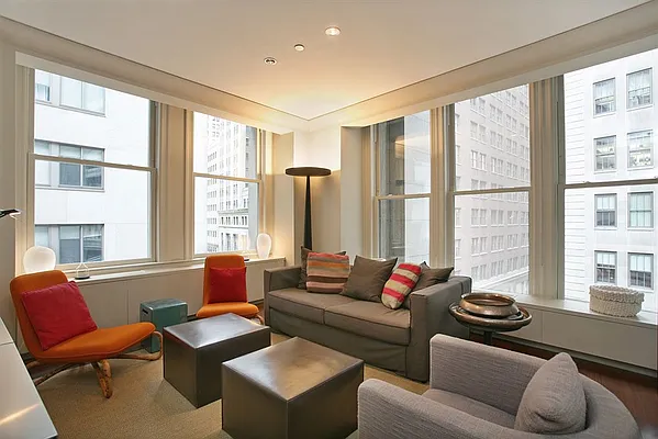Sold by Compass | media 1