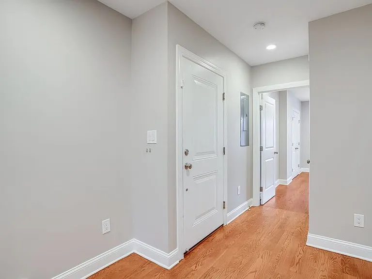 1714 W Virginia Ave NE #3 — Photo 5