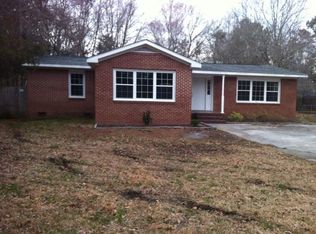 2909 Newport Cir, Newport, NC 28570