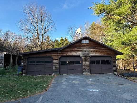 3 car garage
