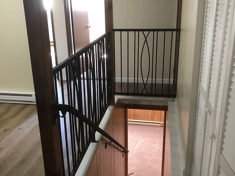 Pinewood Apartments — Photo 22