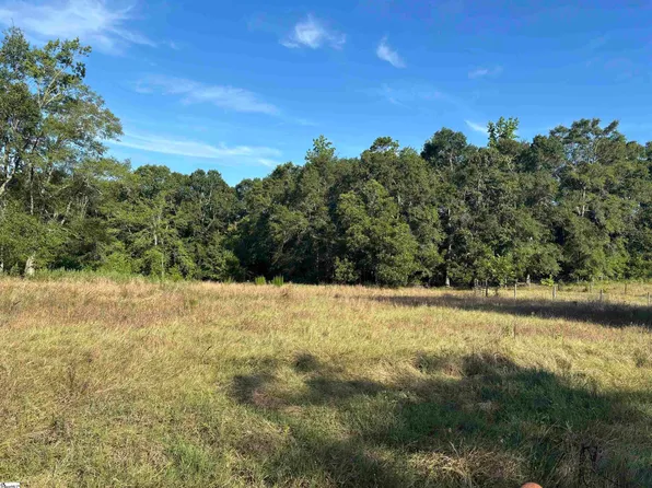 1609 Holiday Dam Rd, Belton, SC 29627