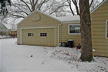 1st image of 30917 Bexley Dr