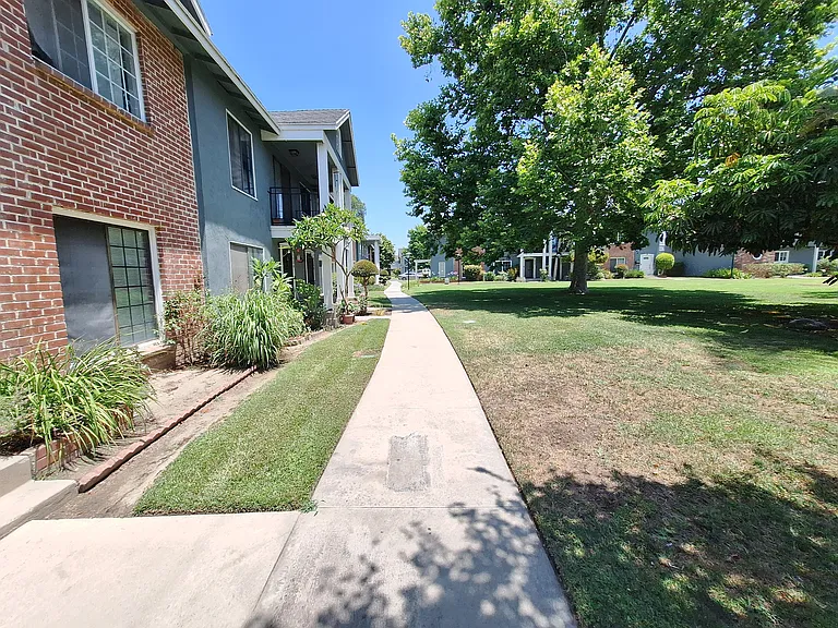 7152 Santa Inez Cir — Photo 35