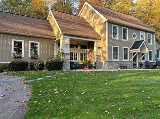 5111 N Sherman Extension St, Mount Wolf, PA 17347
