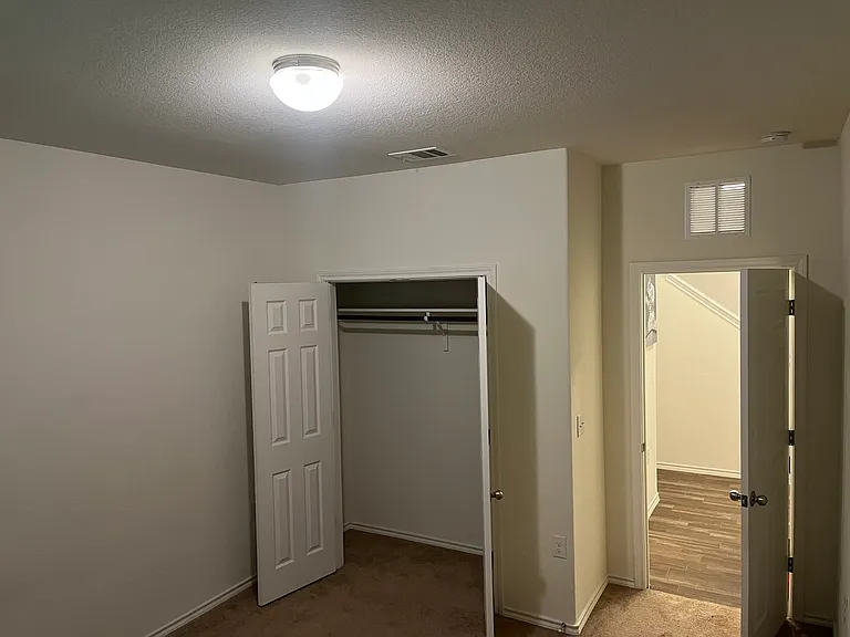 6317 Graymont Dr — Photo 1