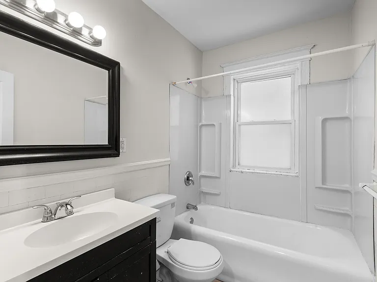 733 Heman Ave #3 — Photo 7
