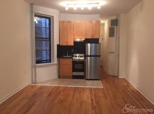 110 Christopher St APT 32, New York, NY 10014