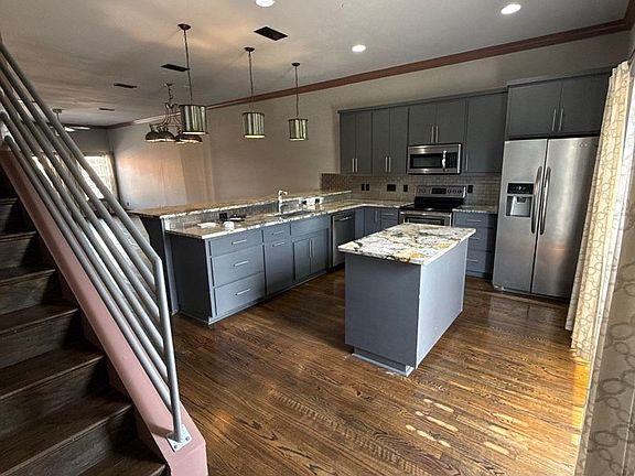 4th image of 812 Saint Michael St APT 1