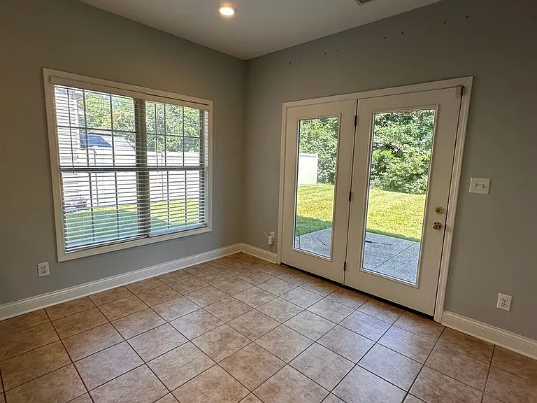 8909 Gentlewind Way — Photo 10