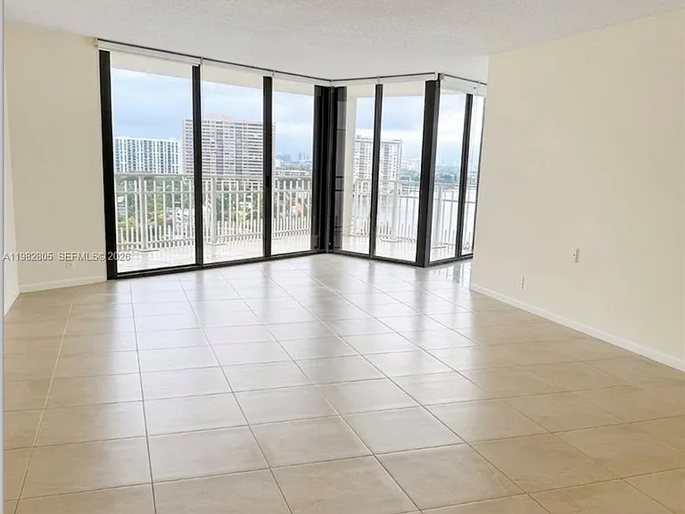 4000 Towerside Ter #1401 — Photo 3