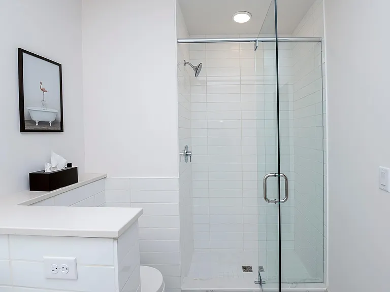 1508 Race St #3R — Photo 15