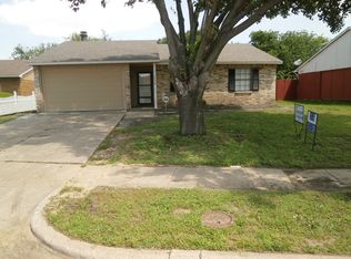 1118 Llano Trl, Grand Prairie, TX 75052