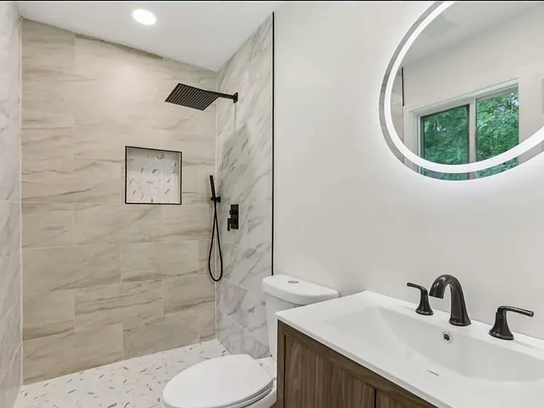 2744 Preston Dr — Photo 11