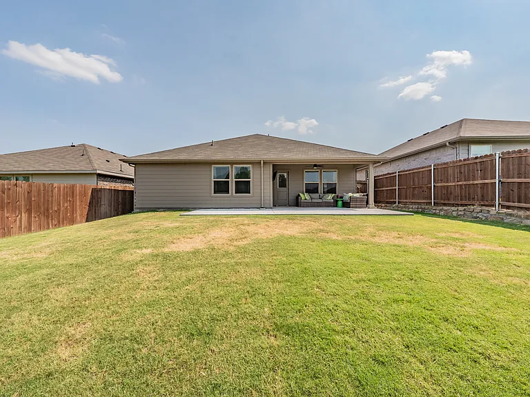 1385 Dillard Creek Dr — Photo 19