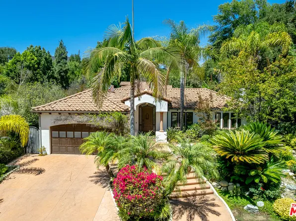 4050 Hayvenhurst Dr, Encino, CA 91436