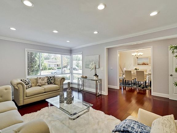 3rd image of 1531 Blackhawk Dr