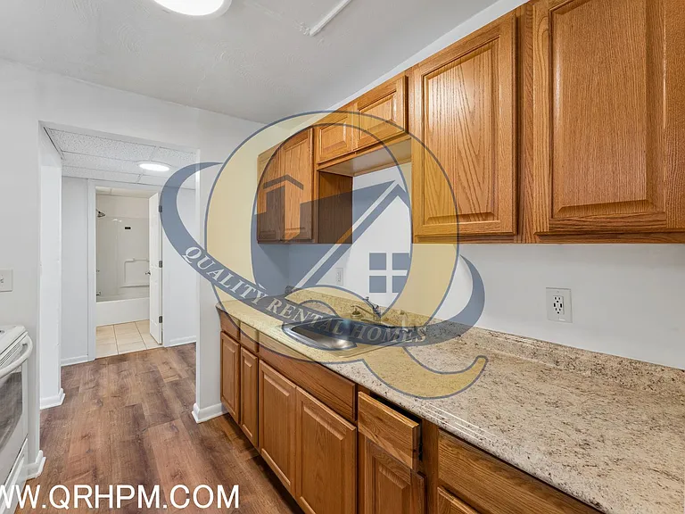 10149 Corunna Rd — Photo 8