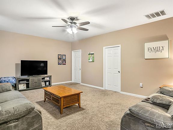 3rd image of 309 S 5th St