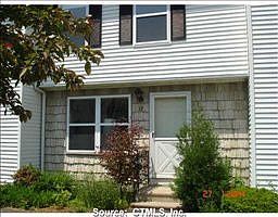 2nd image of 17 Pepperbush Ln
