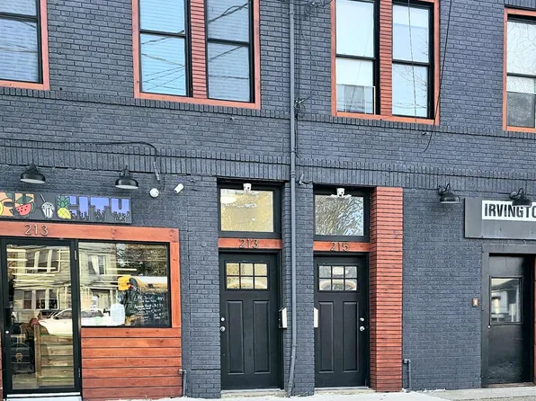 215 Mallory Avenue image 1 of 2