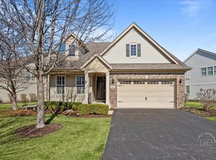 1682 Havenshire Rd, Aurora, IL 60505