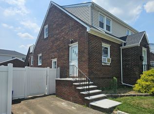41 Elmwood Ave #2, Carteret, NJ 07008
