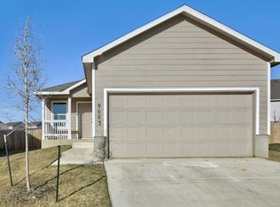 9003 Lunar Lndg, San Antonio, TX 78252