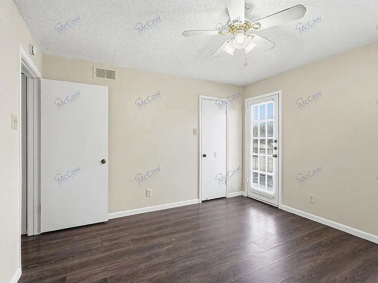 9520 Royal Ln #209 — Photo 14