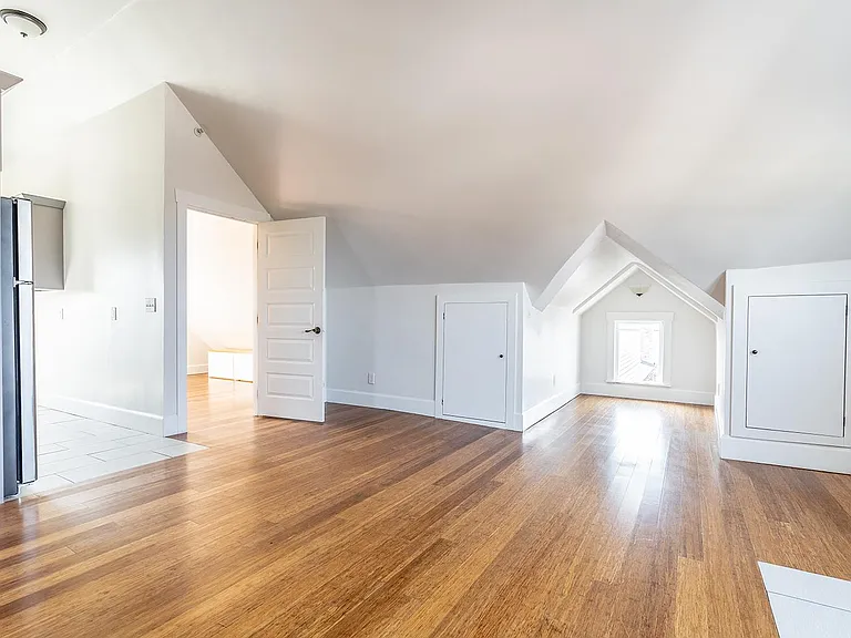 2314 Hoyt Ave #D — Photo 12