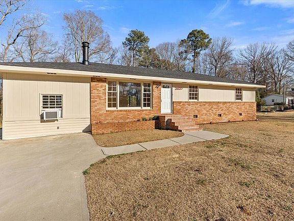 2nd image of 3620 Oates Dr