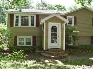300 Westford Rd, Tyngsboro, MA 01879