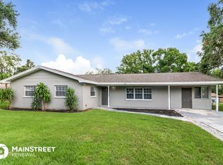 11611 Grove Ln, Seffner, FL 33584