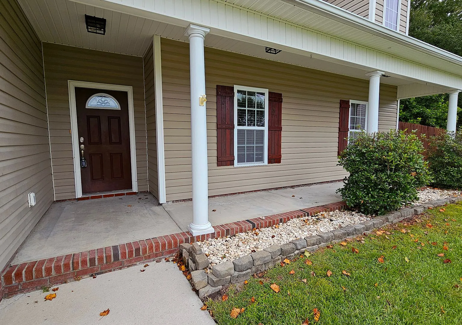 3 BR 2 BA in Swansboro — Photo 3