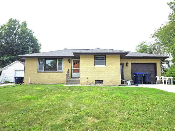 309 W Main St, Atkinson, IL 61235